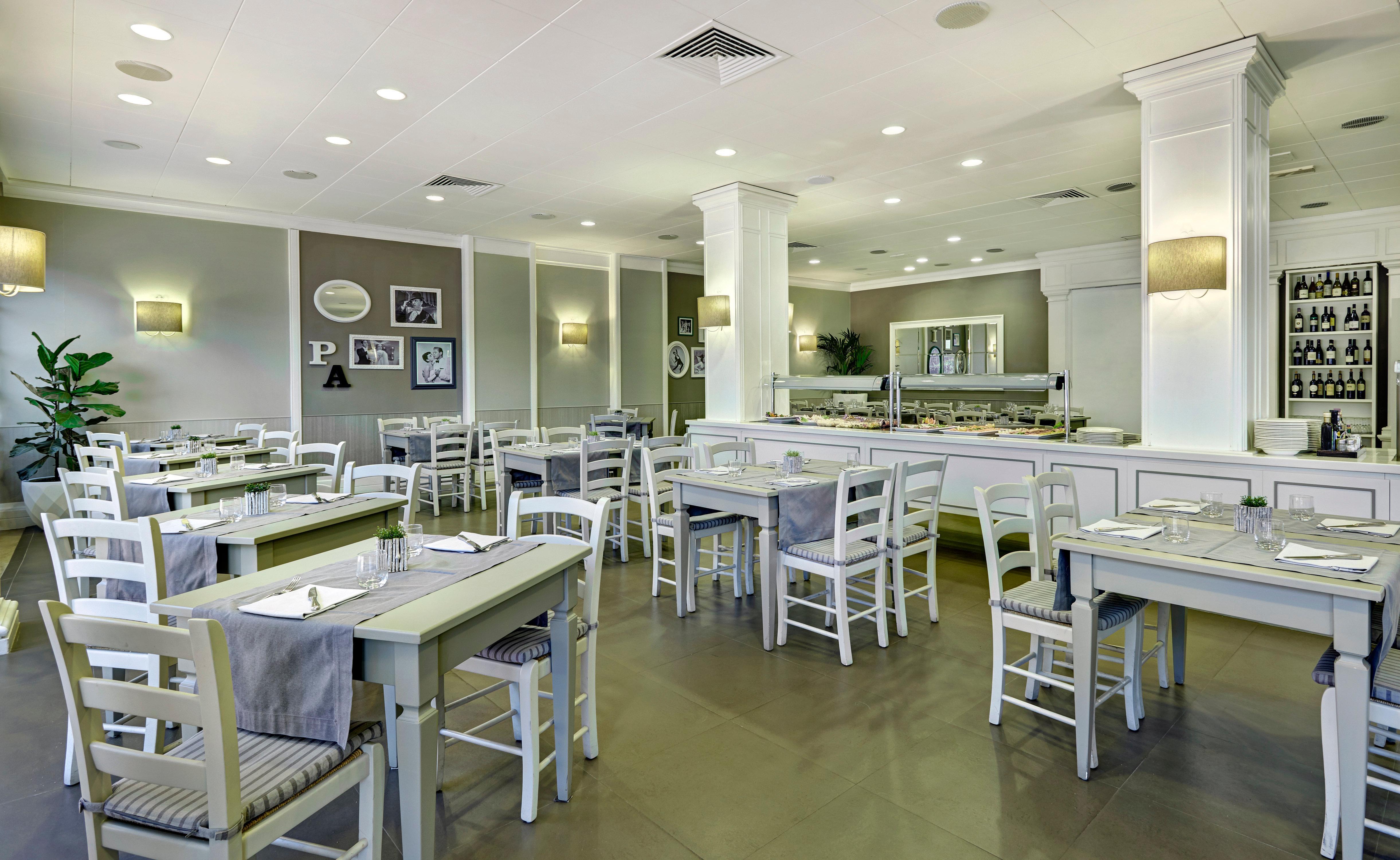 คราวน์ พลาซา โรม เซนต์ปีเตอร์ Hotel ภายนอก รูปภาพ