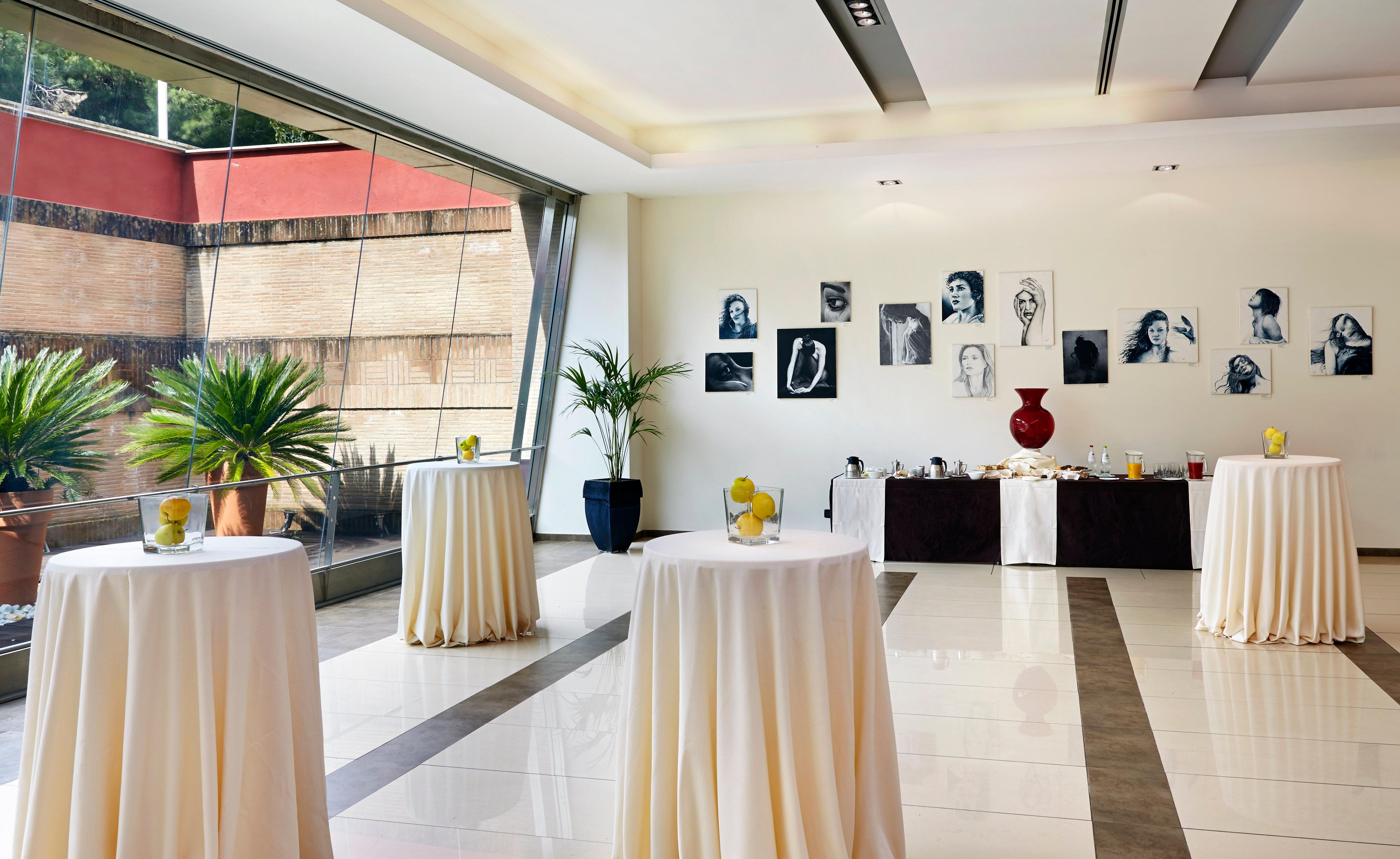 คราวน์ พลาซา โรม เซนต์ปีเตอร์ Hotel ภายนอก รูปภาพ