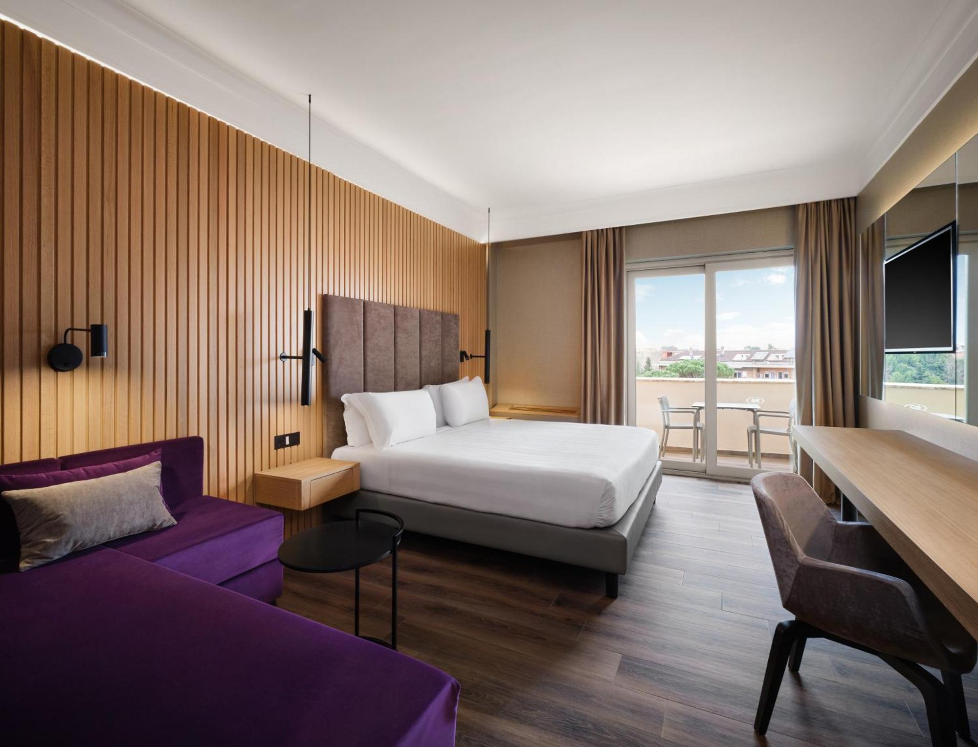 คราวน์ พลาซา โรม เซนต์ปีเตอร์ Hotel ภายนอก รูปภาพ